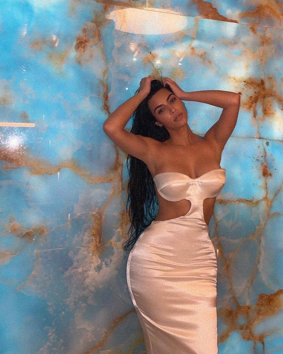 instagram.com/kimkardashian