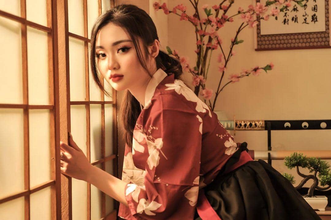 instagram.com/vanessakhongg