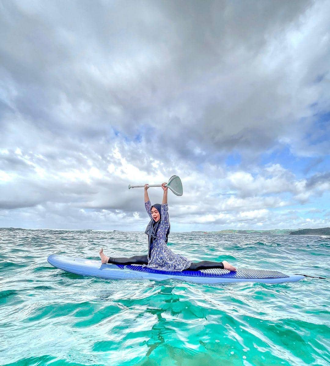 instagram.com/riaricis1795