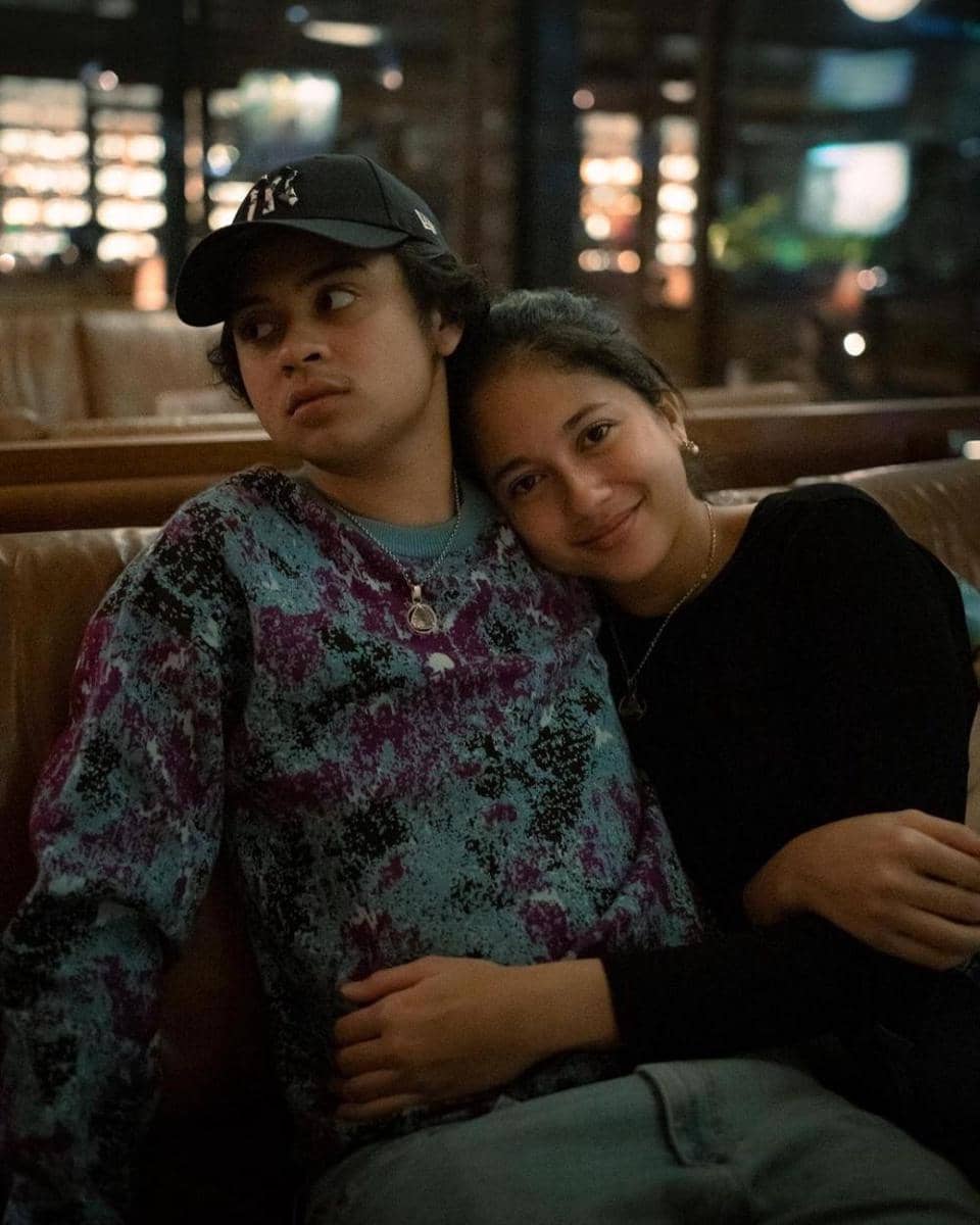 Instagram.com/bastiansteel