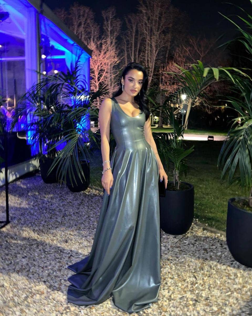 instagram.com/aminamuaddi