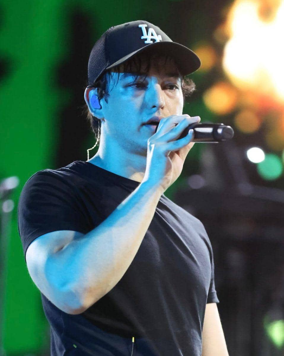 twitter.com/pinkiesss