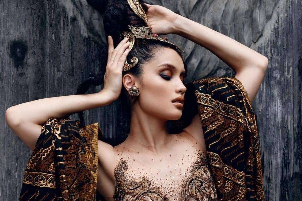 instagram.com/claurakiehl