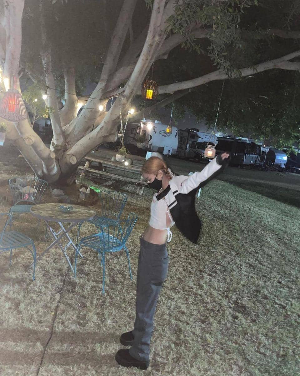 instagram.com/jennierubyjane