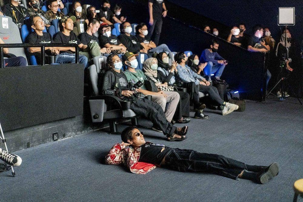 instagram.com/bojvoyej