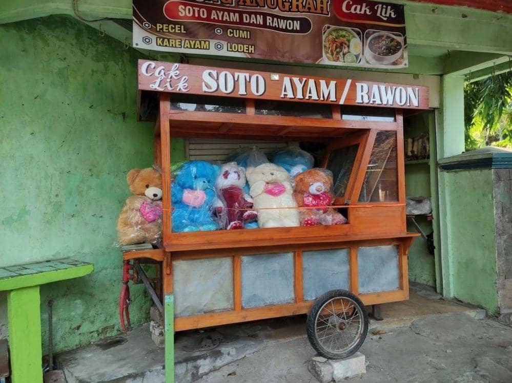 Twitter.com/nocontextwarung