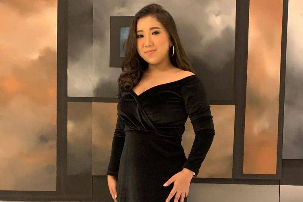 instagram.com/kikysaputrii