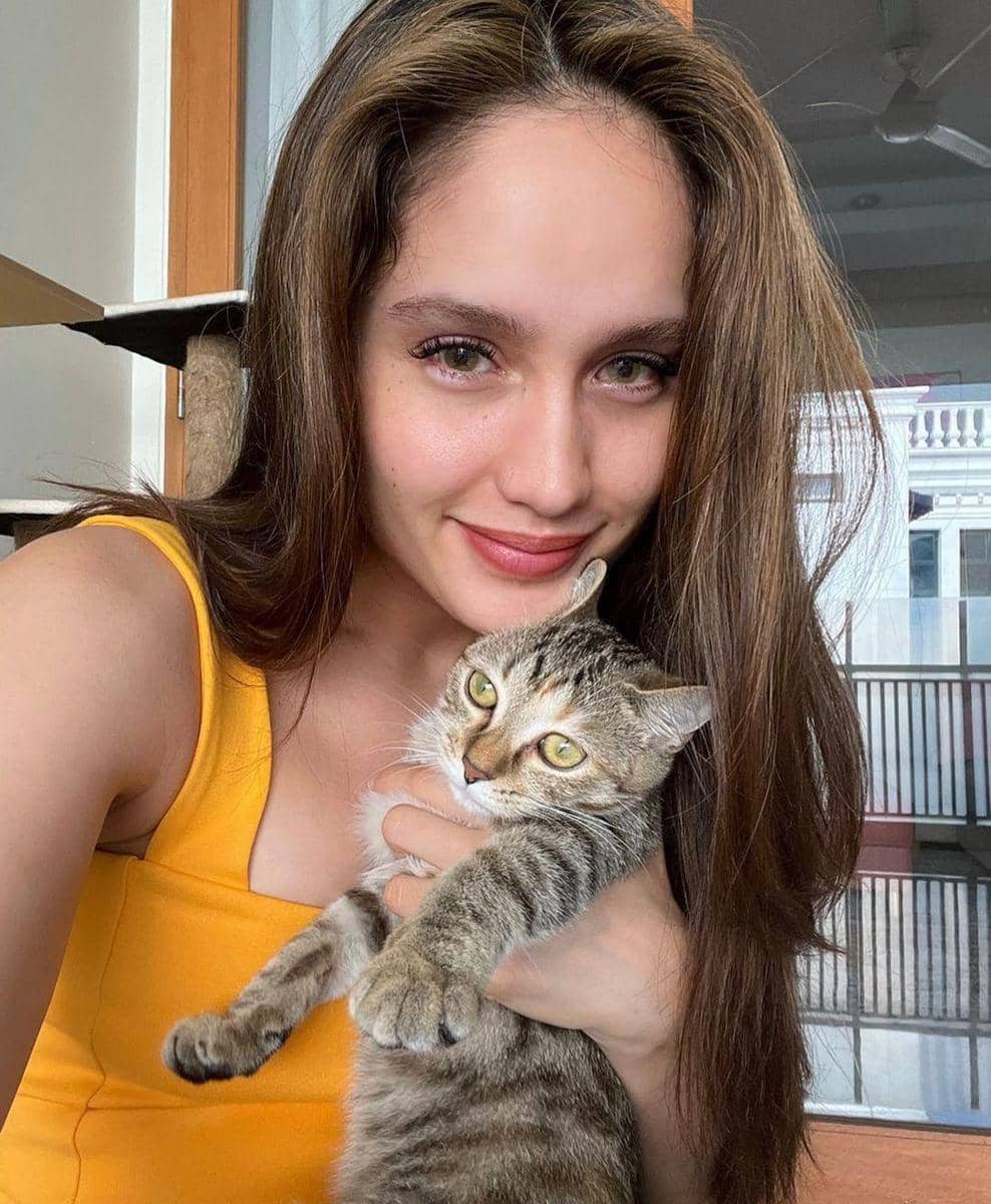 instagram.com/claurakiehl