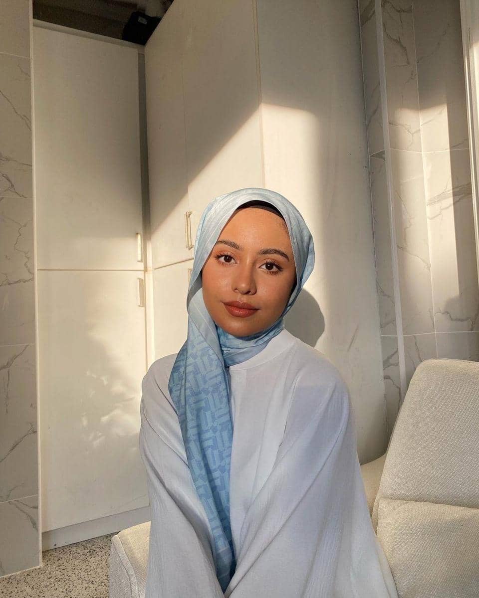 instagram.com/tasnimshah_