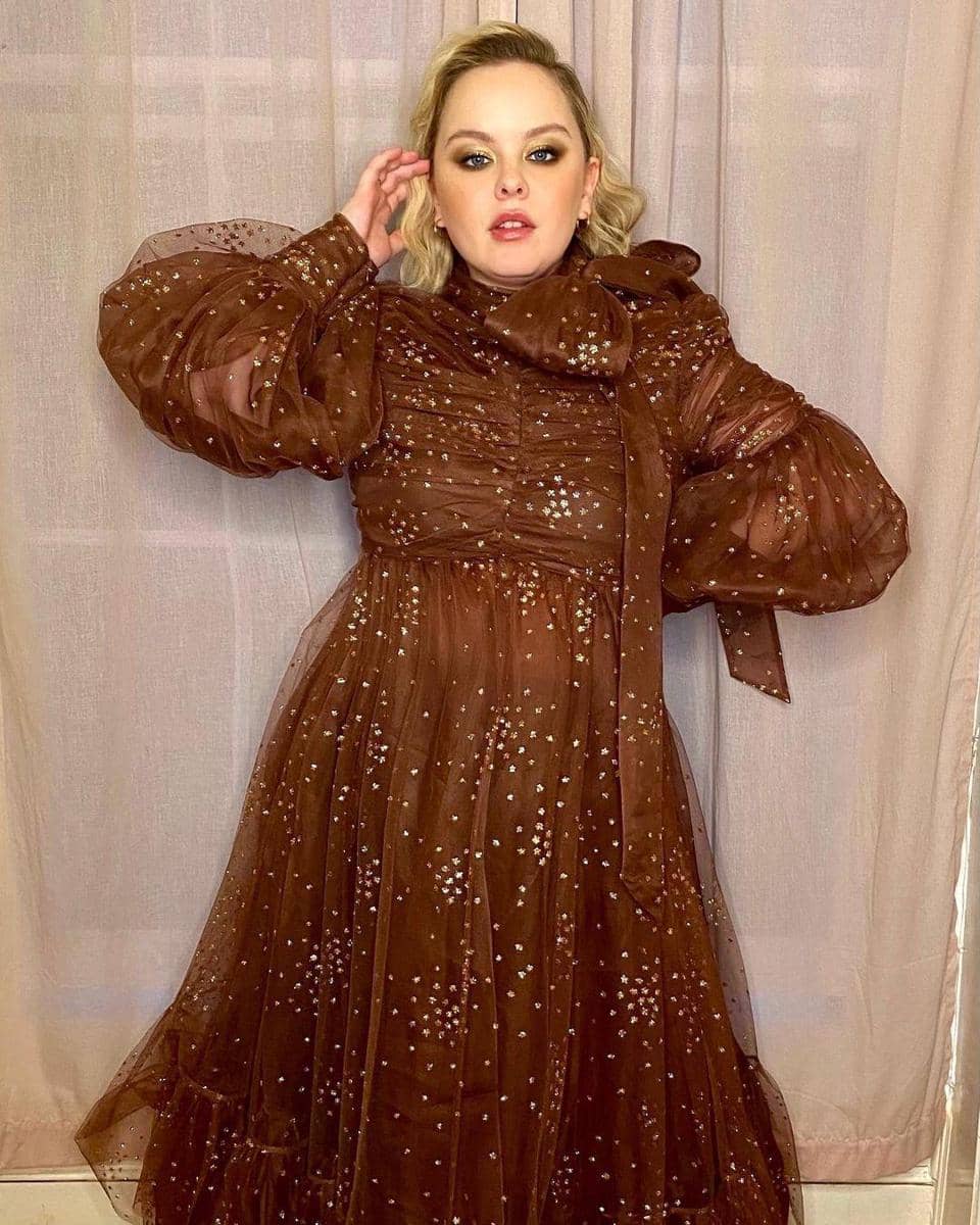 instagram.com/nicolacoughlan