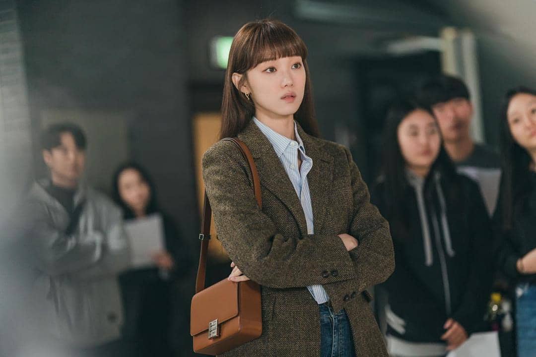 Karakter Drama Korea Tahun 2022 yang Miliki Outfit Look Modis