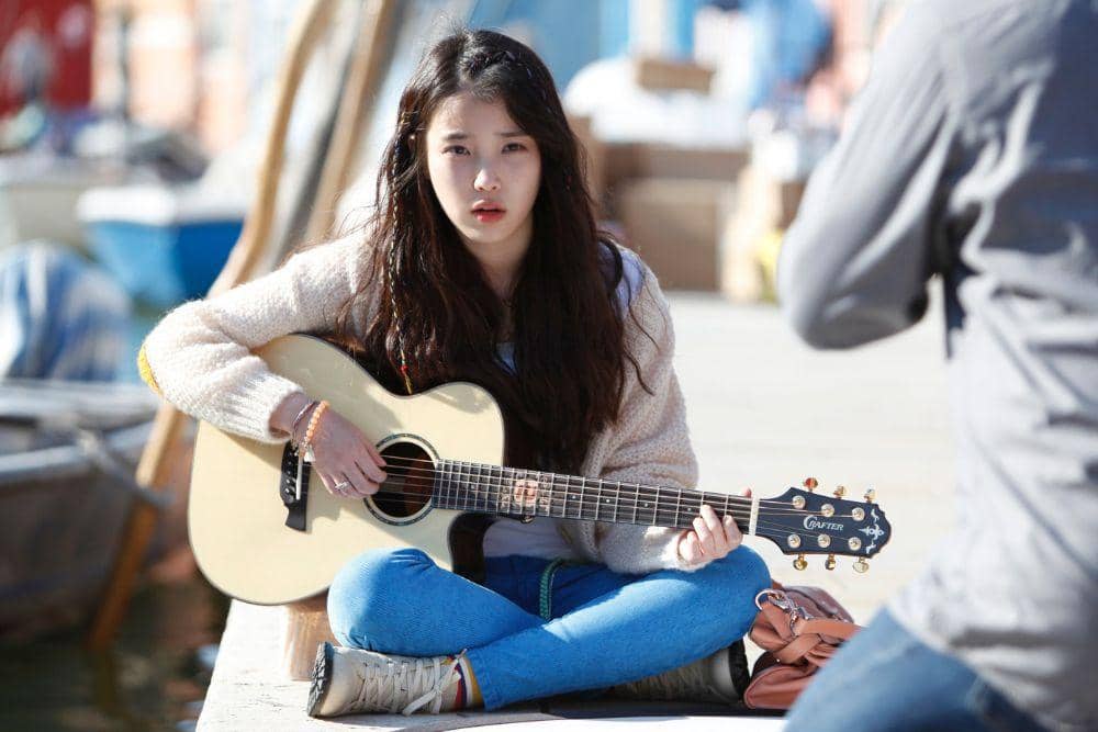 twitter.com/_IUofficial