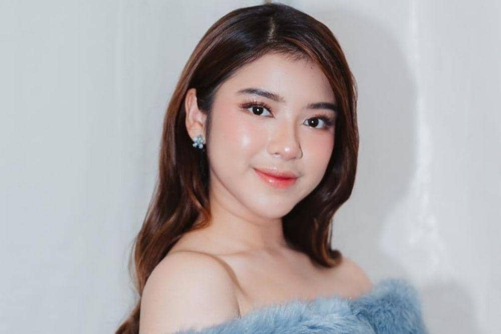 instagram.com/tiaraandini