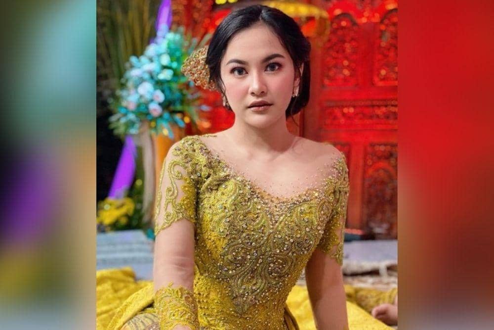 instagram.com/mahaliniraharja