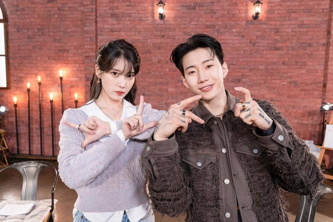 instagram.com/moresojuplease