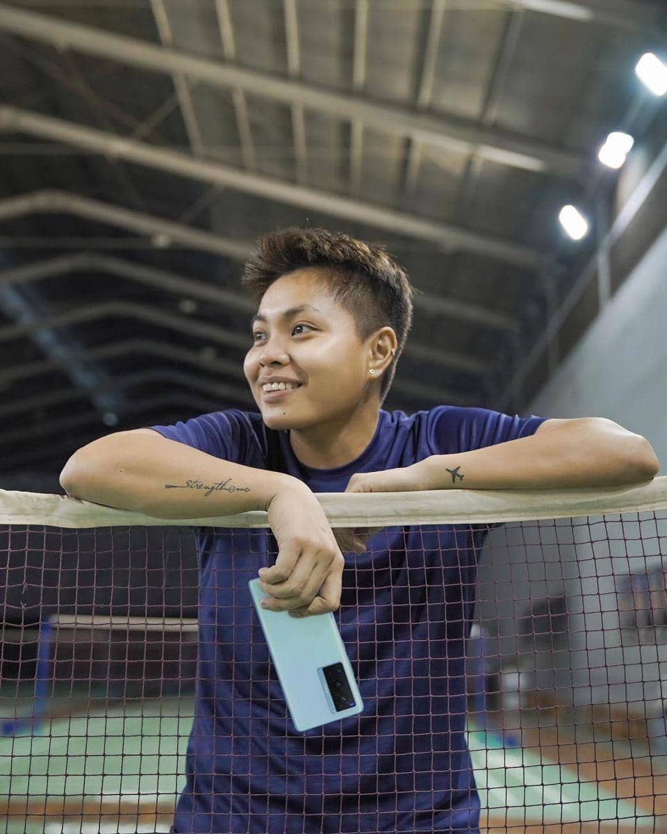 instagram.com/r.apriyanig