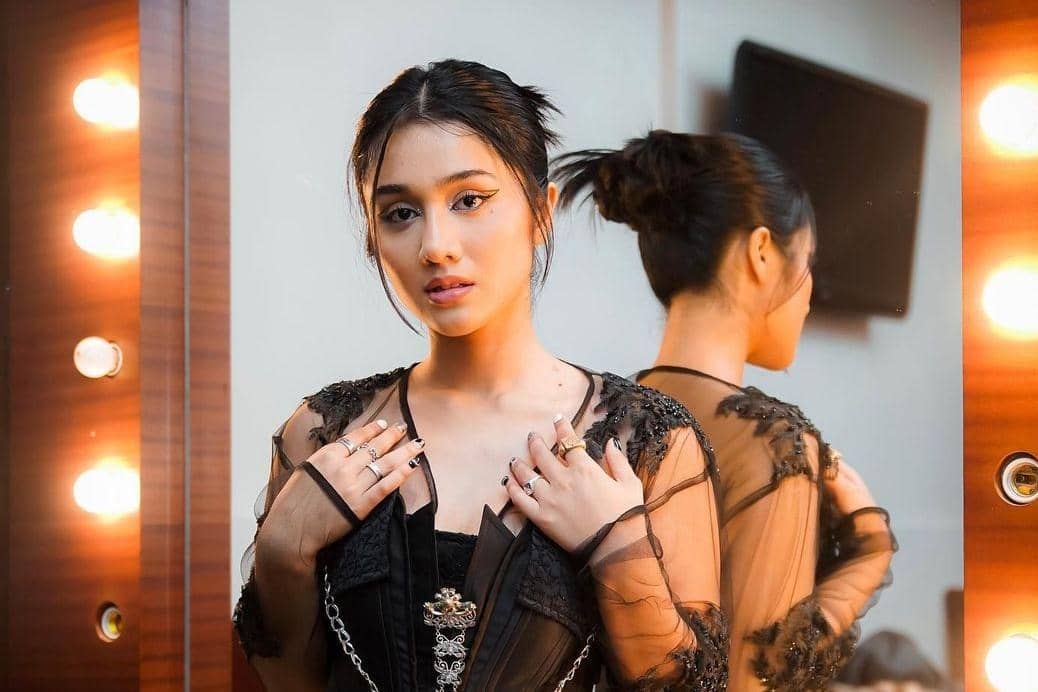 instagram.com/zulfamaharani