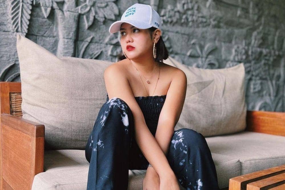 instagram.com/mytha_lestari