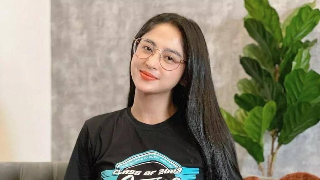 Instagram.com/dewiperssikreal