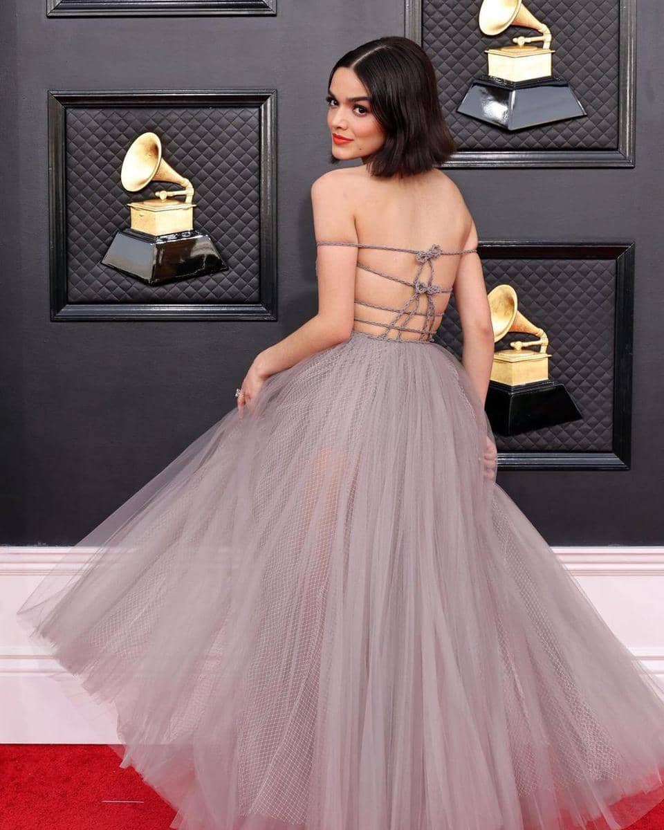 instagram.com/rachelzegler