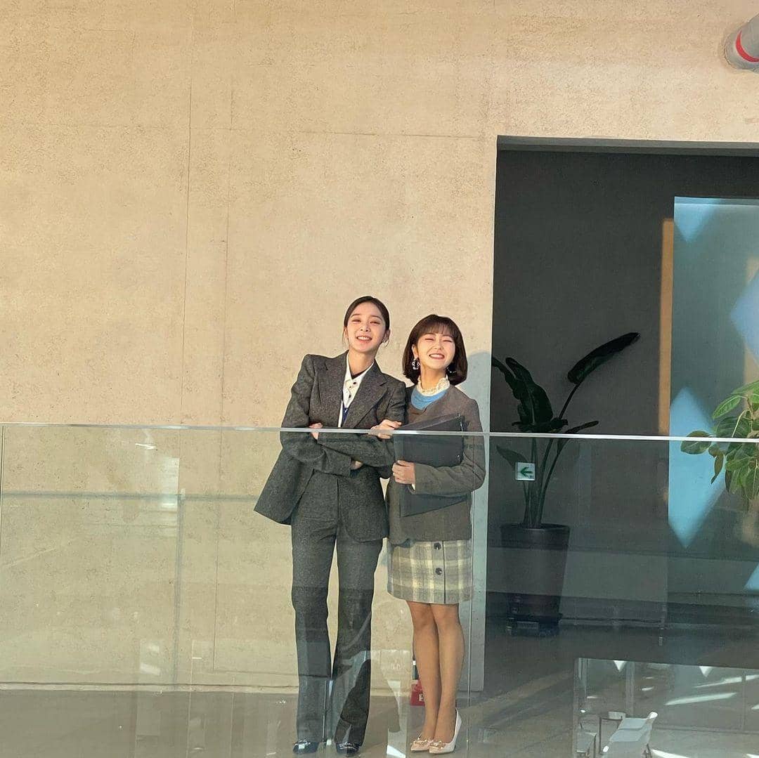 instagram.com/_seorina