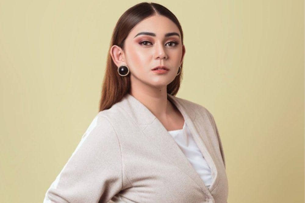 instagram.com/thalitalatief