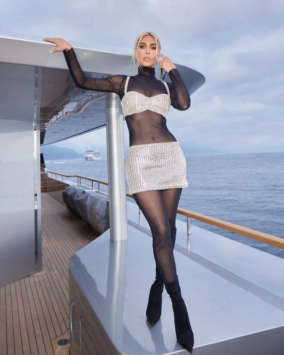 instagram.com/kimkardashian