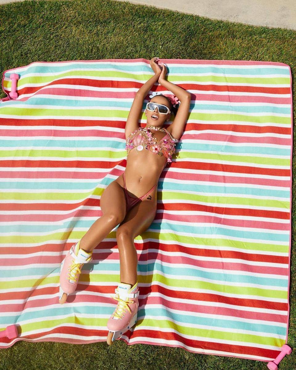 instagram.com/dojacat