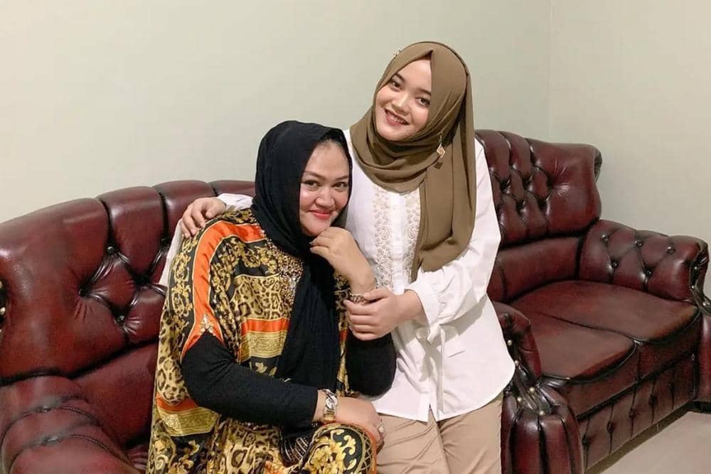 instagram.com/putridelinaa