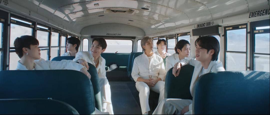 youtube.com/ HYBE LABELS