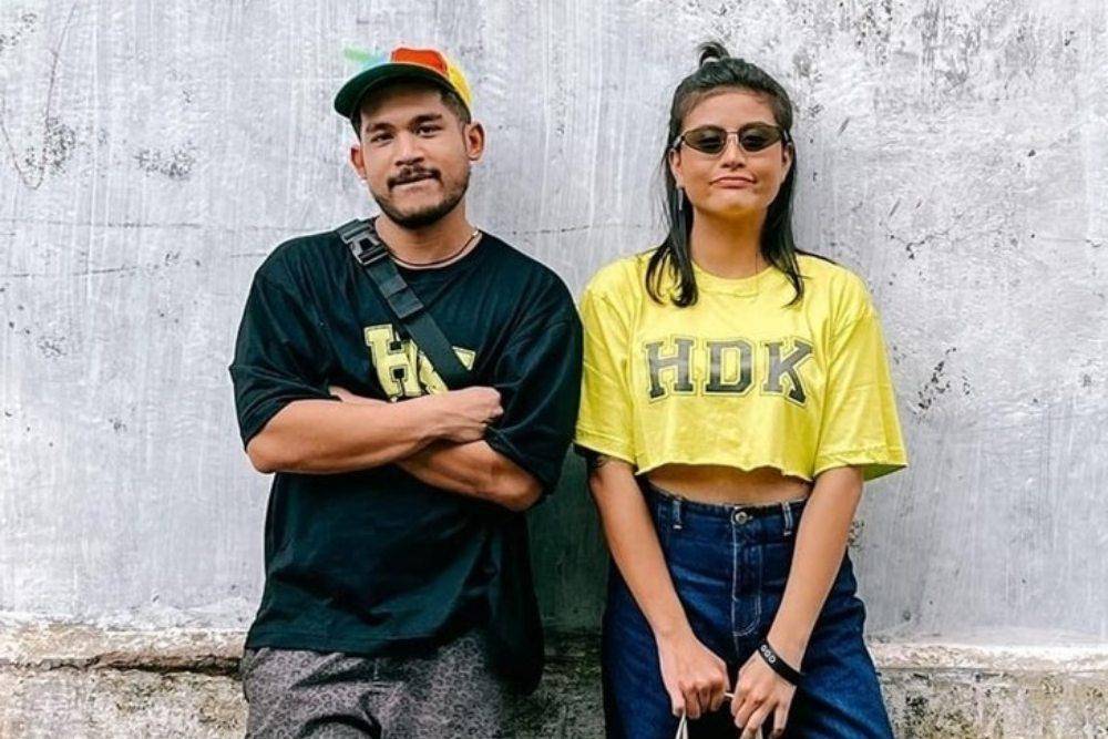 8 Potret Gaya Pacaran Awkarin dan Ariel Nayaka