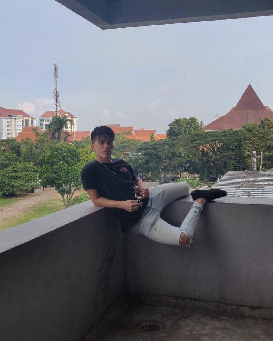 instagram.com/alvinxjo