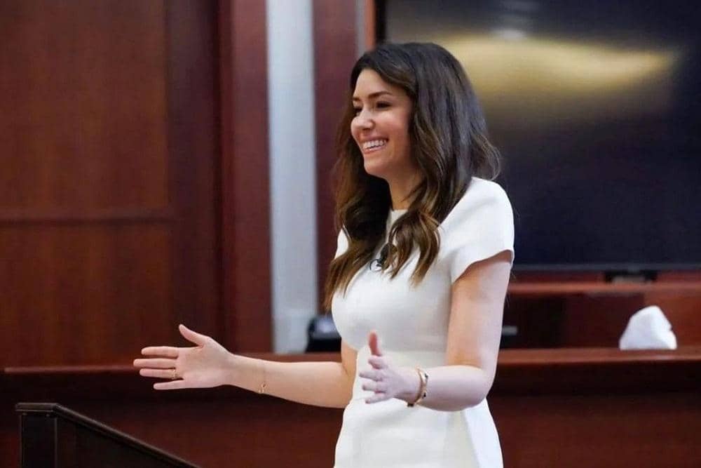 Instagram.com/lawyercamillevarquez