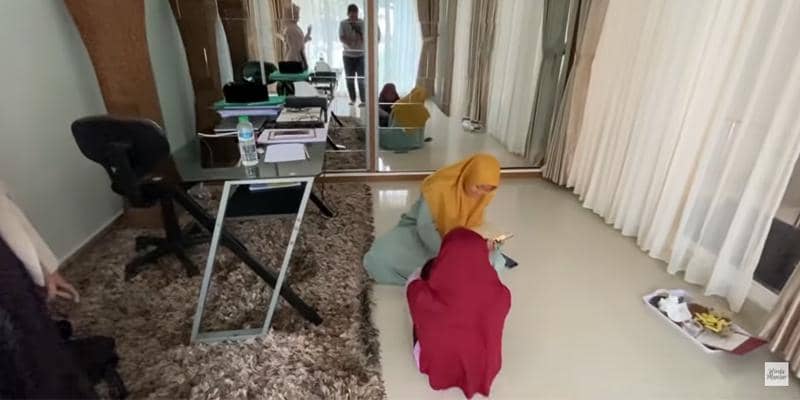 youtube.com/WIRDA MANSUR