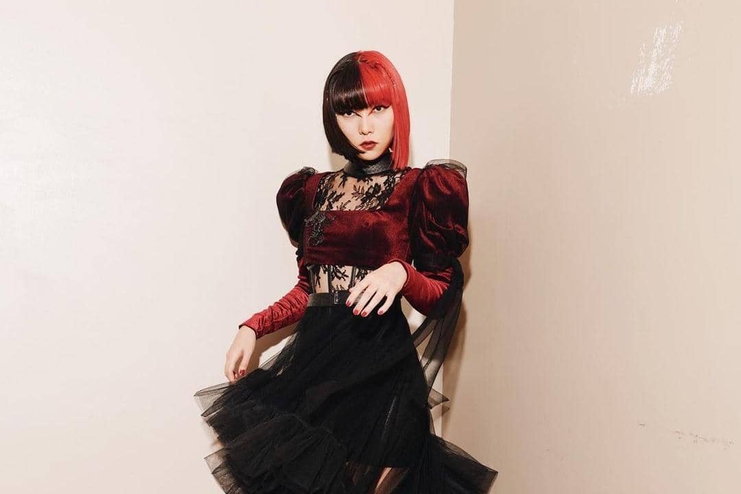 instagram.com/isyanasarasvati