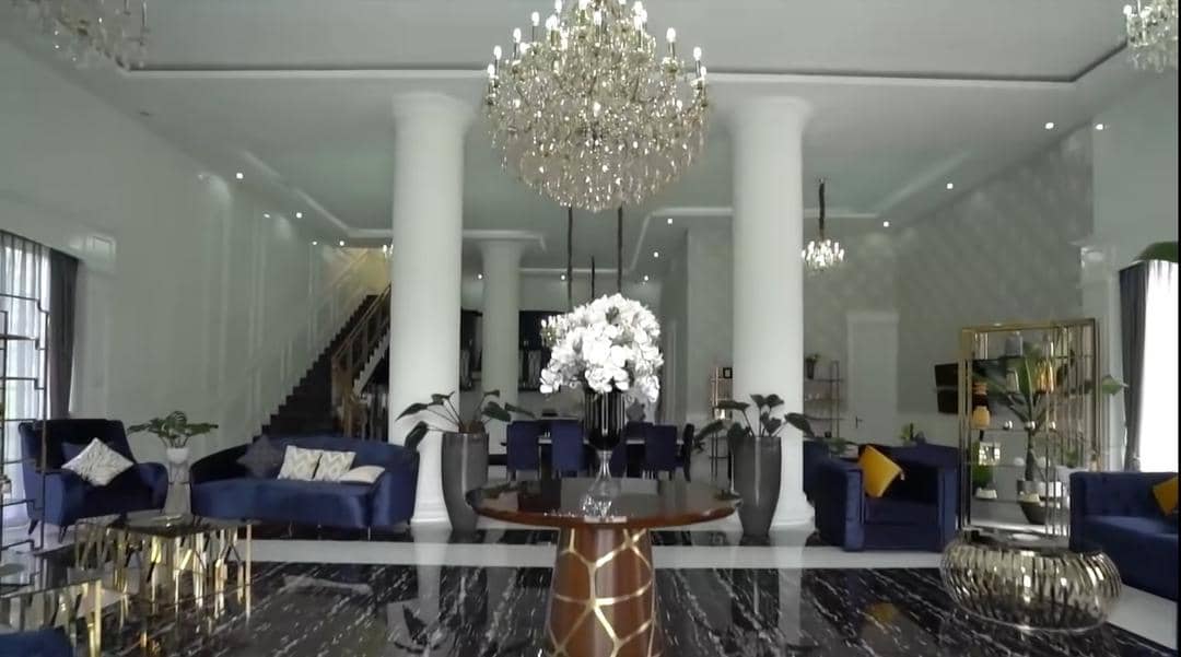 youtube.com/Kartika Putri Official