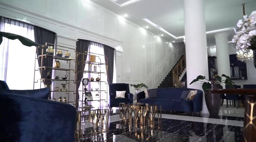 youtube.com/Kartika Putri Official