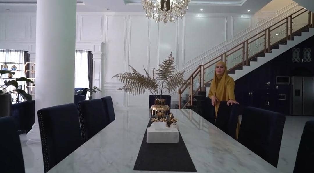 youtube.com/Kartika Putri Official