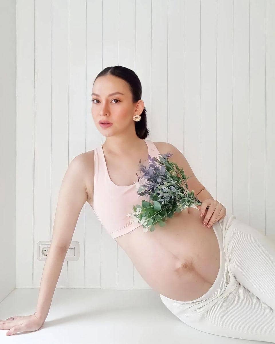 instagram.com/karinadila8921/