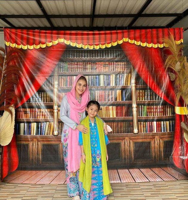 instagram.com/ayutingting92