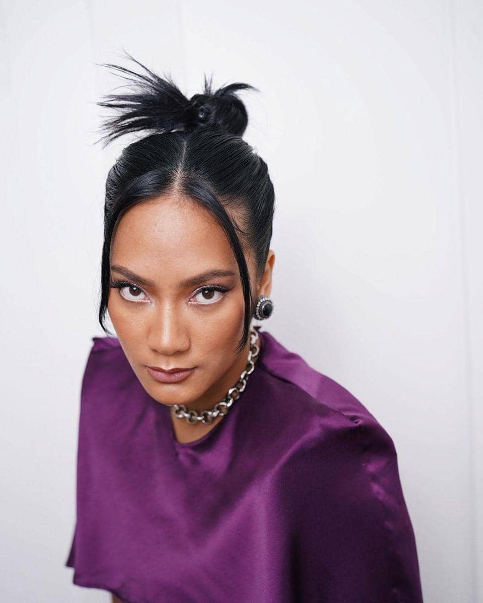 instagram.com/tarabasro/