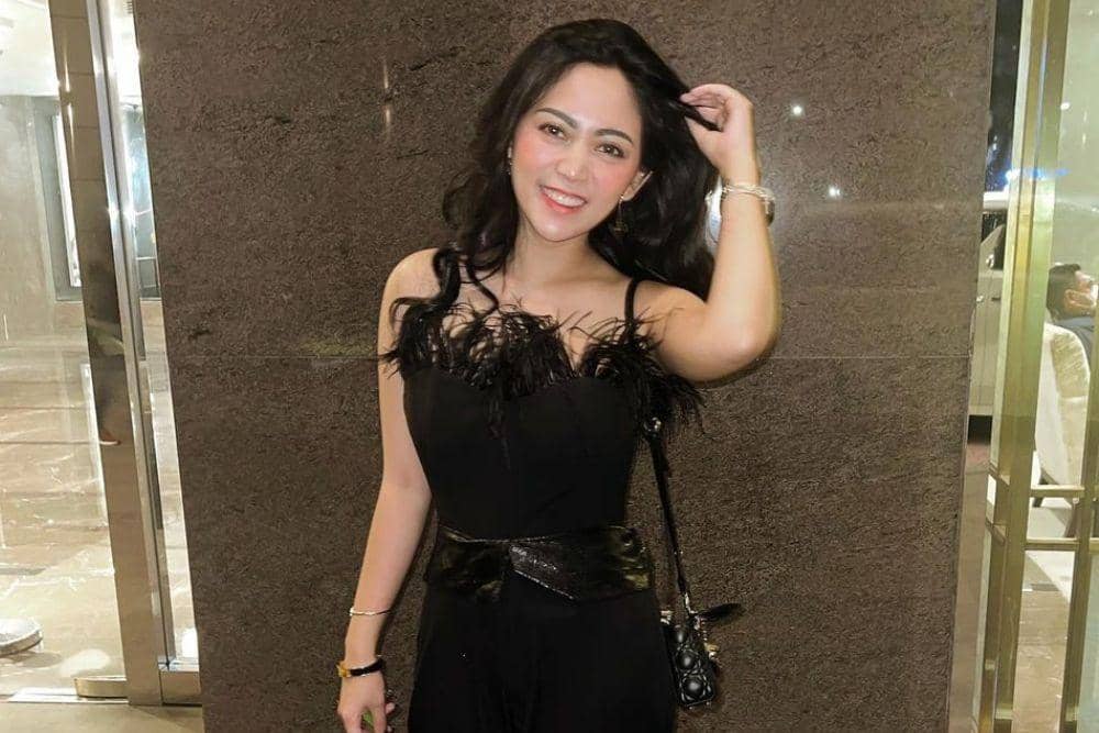 Potret Glamor Tamu Artis di Pesta Ulang Tahun Lucinta Luna, Nyentrik!