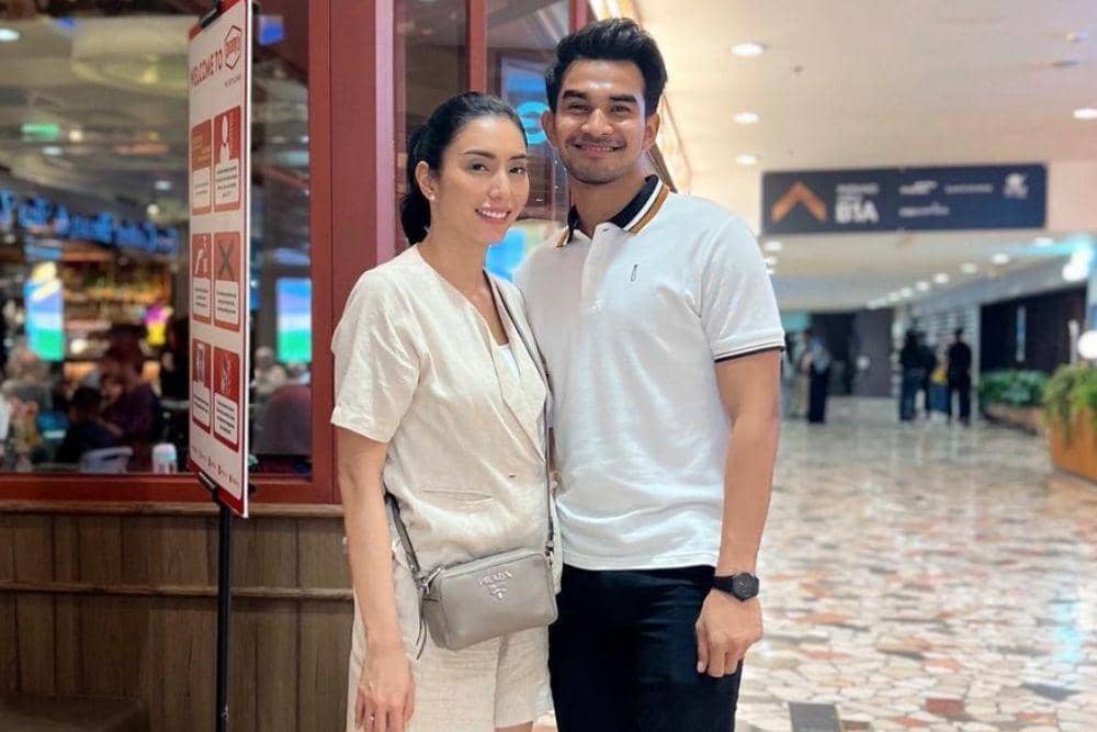 instagram.com/tyasmirasih