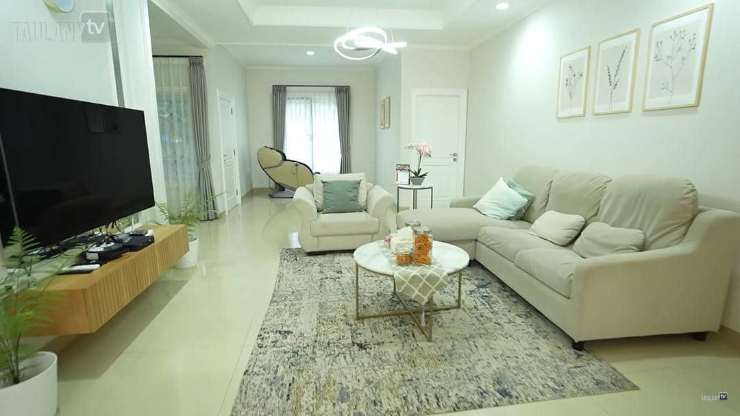 YouTube.com/TAULANY TV