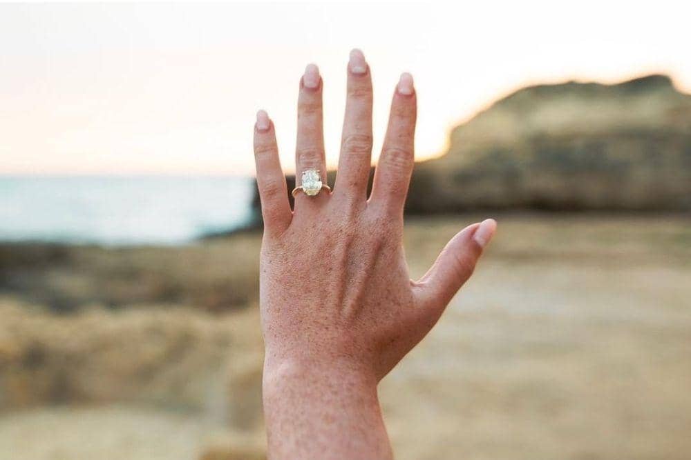 instagram.com/perrieedwards