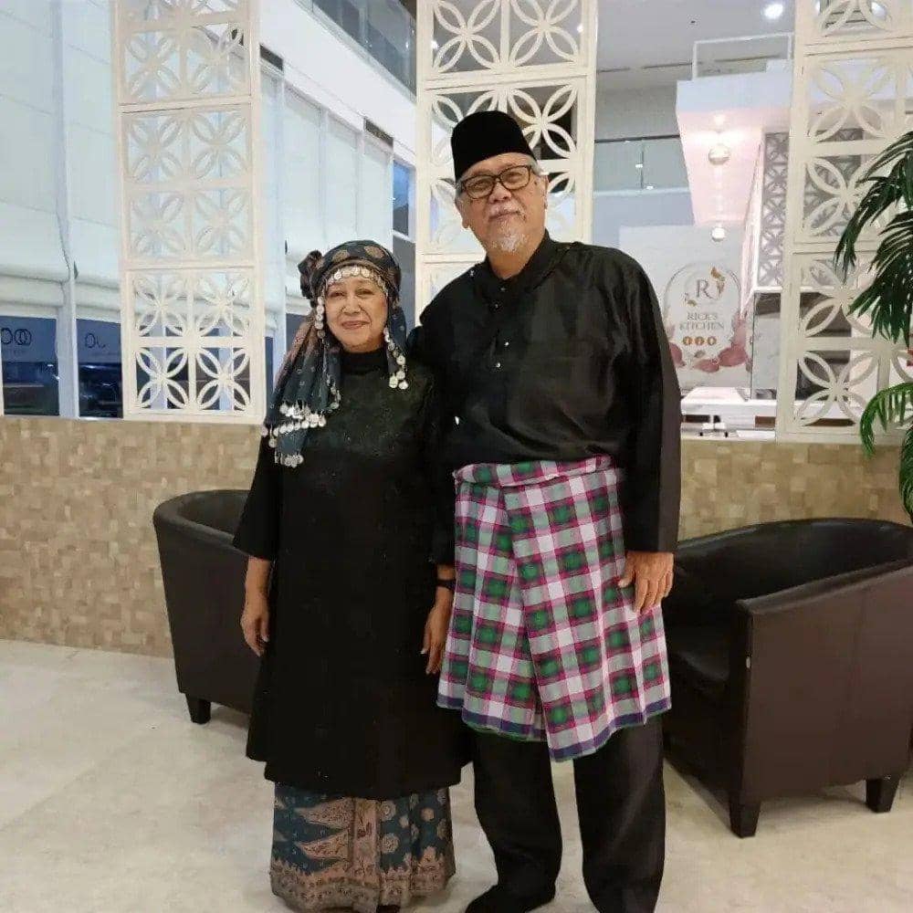 Instagram.com/ratnariantiarno