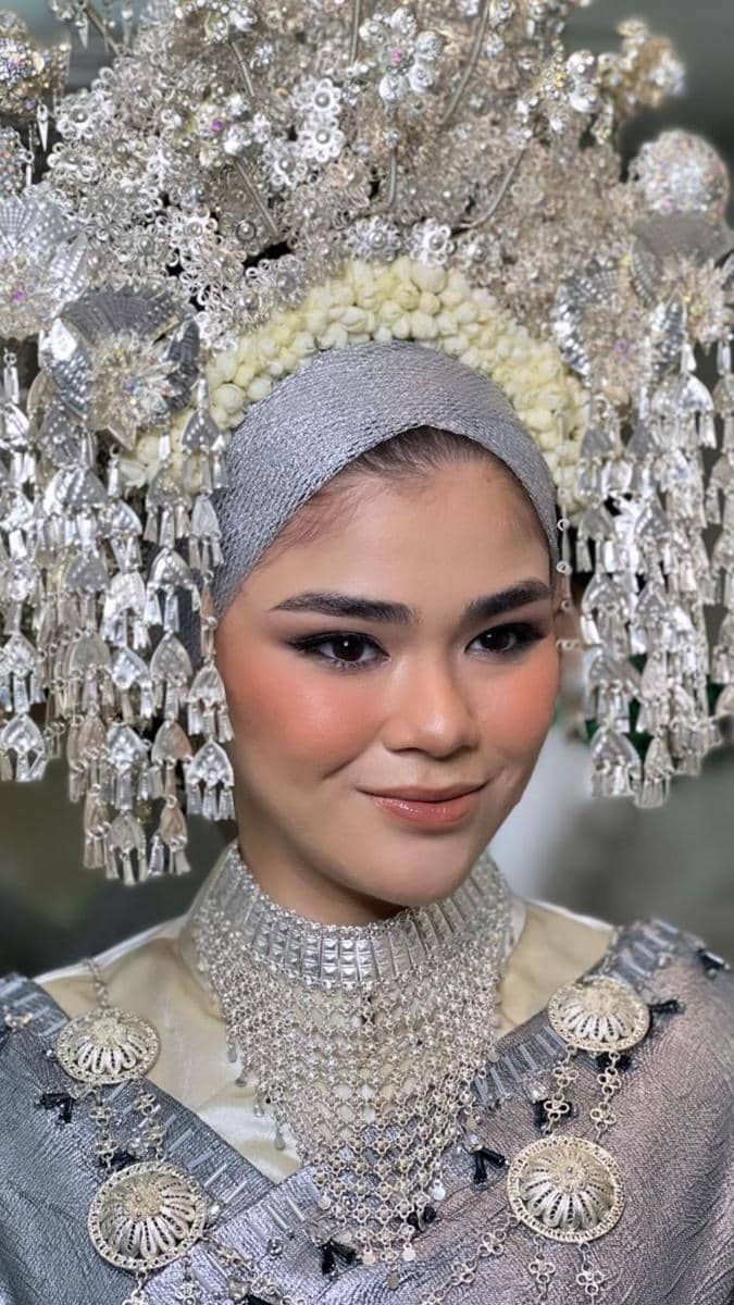 instagram.com/andaws