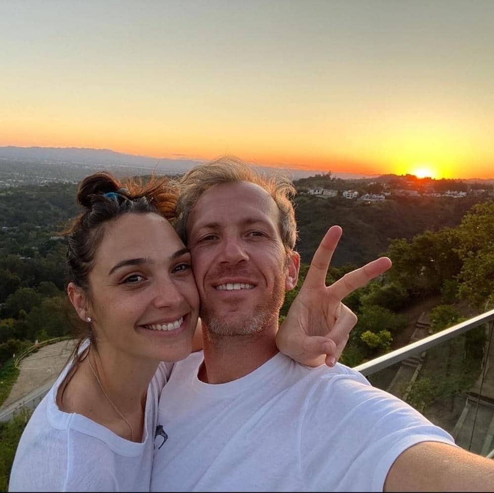 instagram.com/jaronvarsano