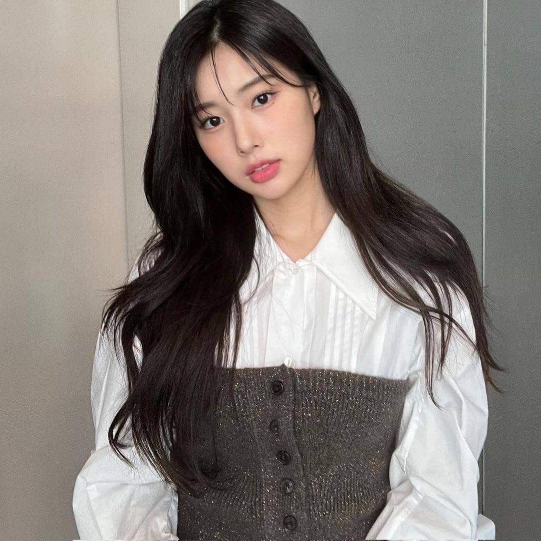 instagram.com/hyewon__izone/