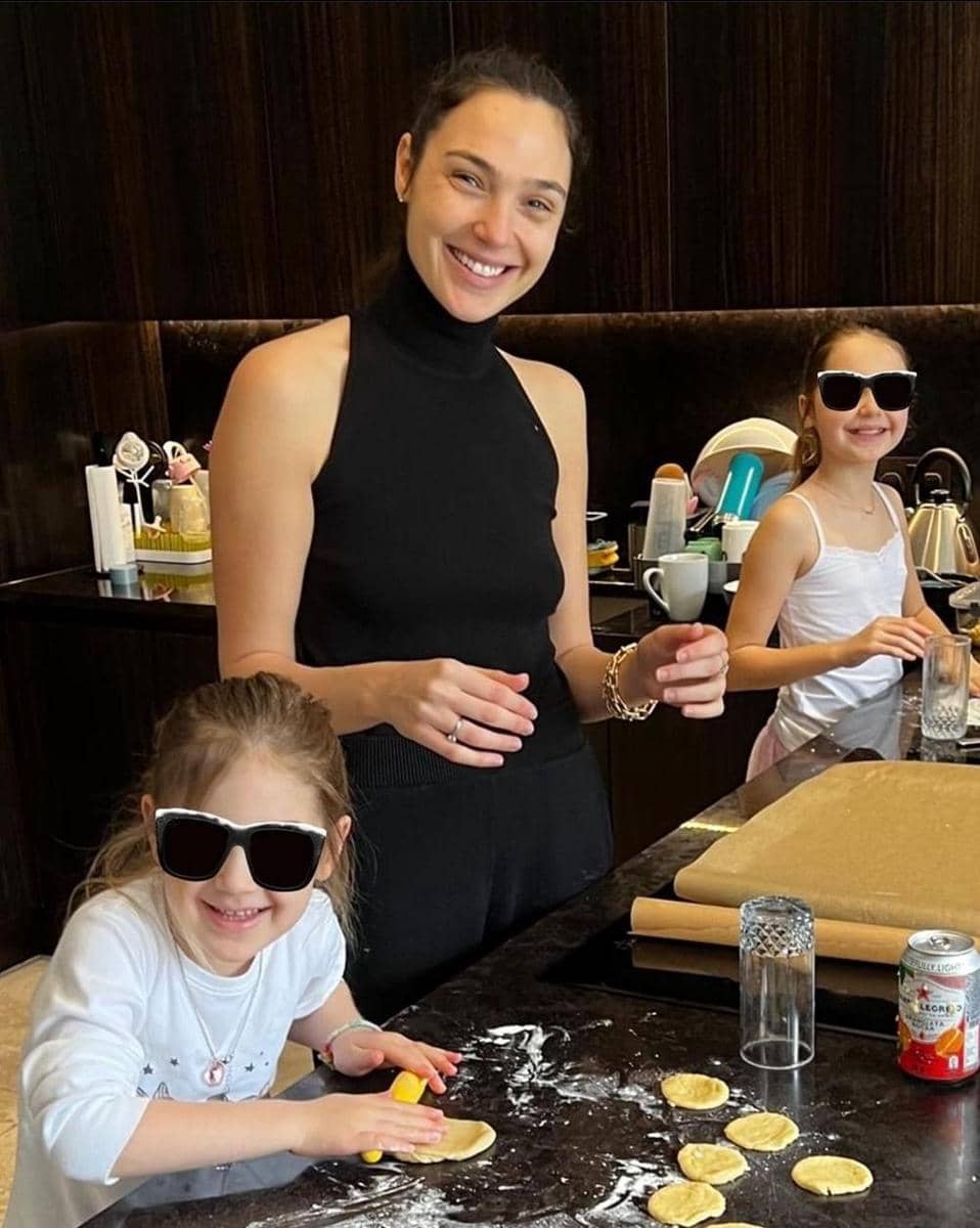 instagram.com/gal_gadot